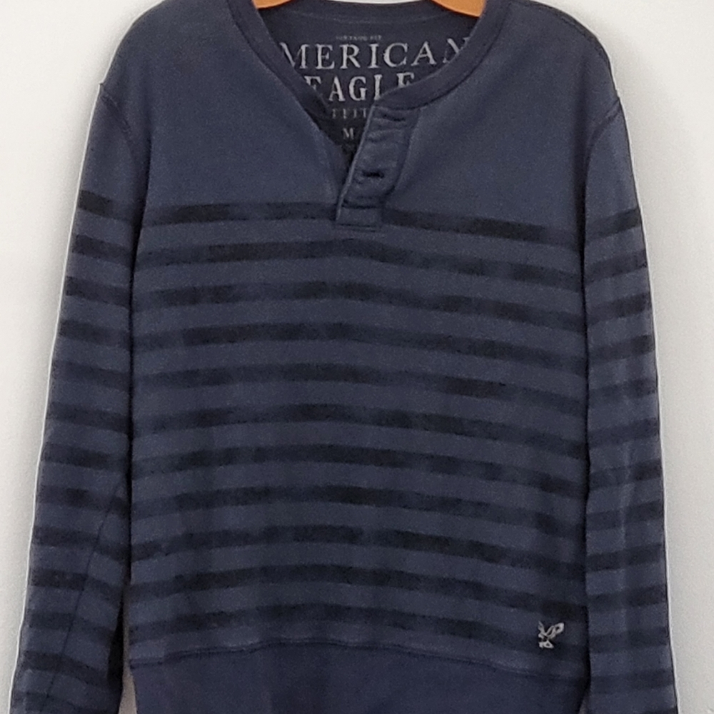 American Eagle faded navy blue striped henley sweater M